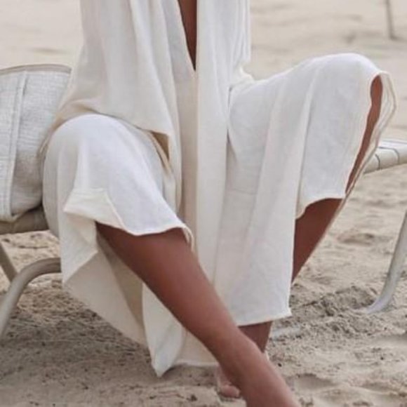 SEXY HALTER MAXI DRESS - Picture 3 of 8